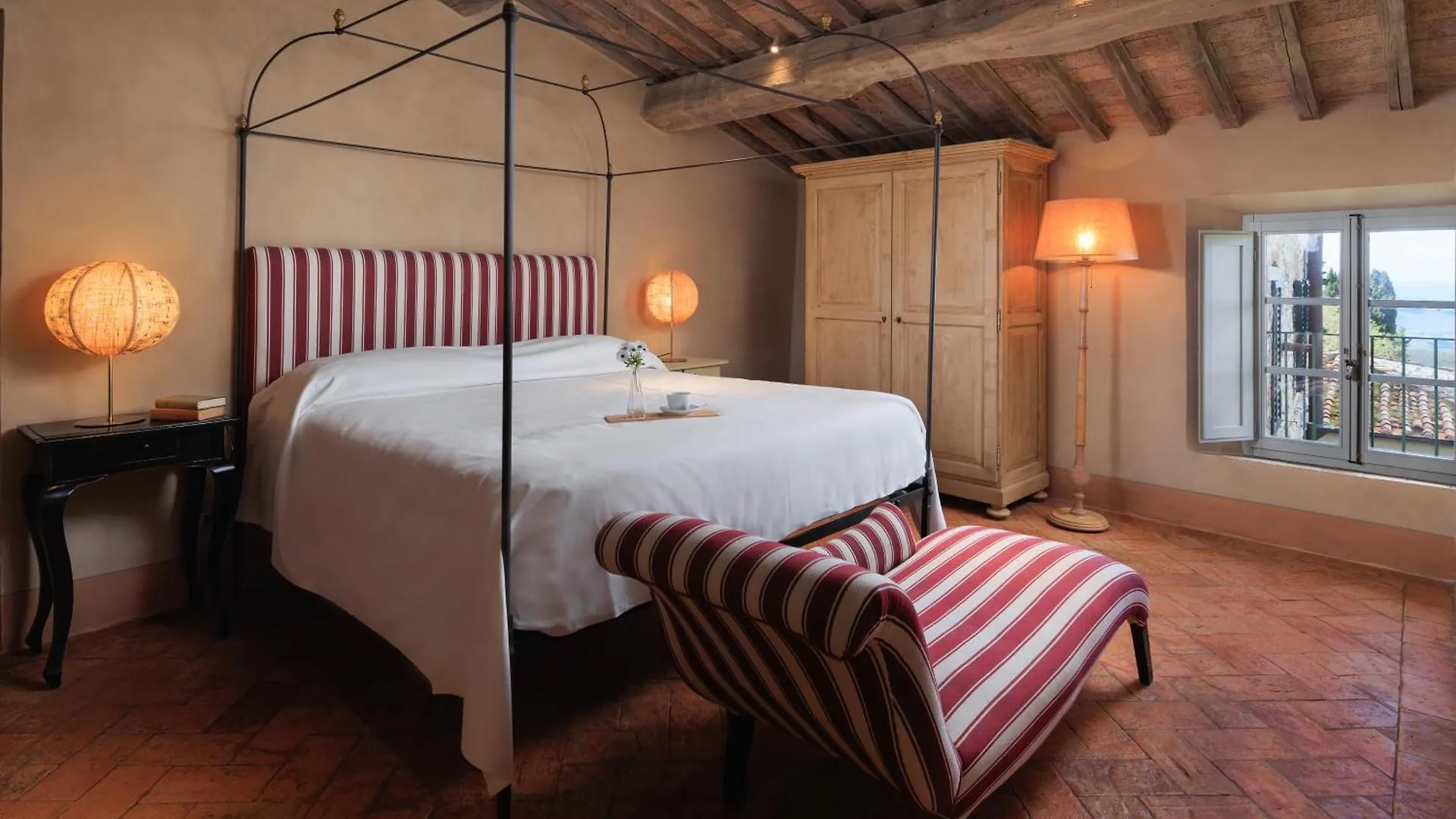 كاستيلّينا إنْ كْيانت Castello Di Fonterutoli Wine Resort